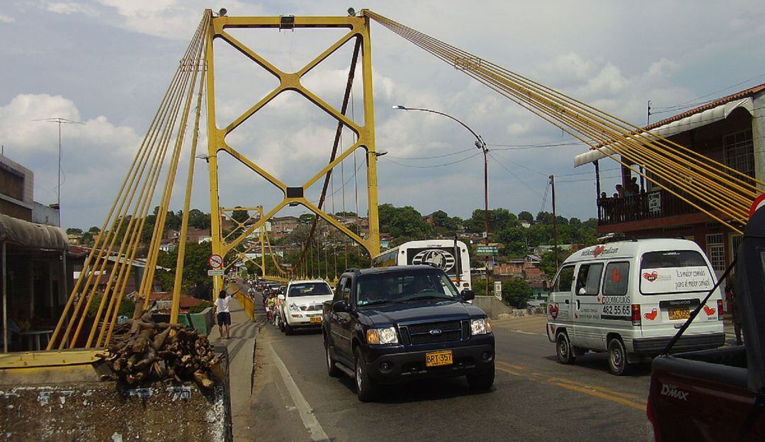 El puente Ospina Pérez une al Tolima y  Flandes.