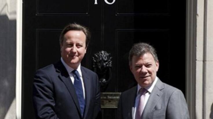 Colombia debe perseverar en busca de la paz: David Cameron