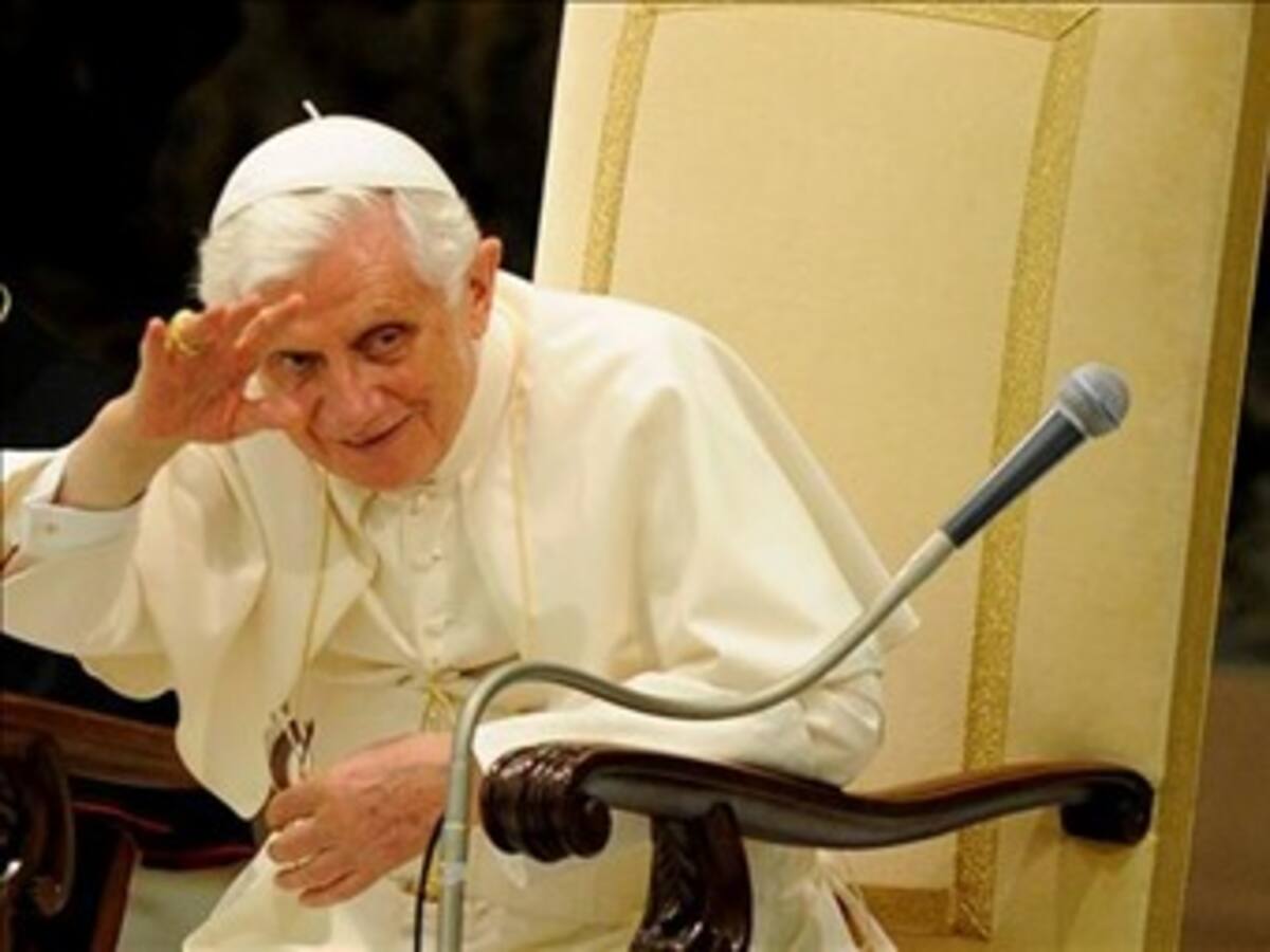 Vaticano dice que quemar el Corán es un ultraje a un libro sagrado