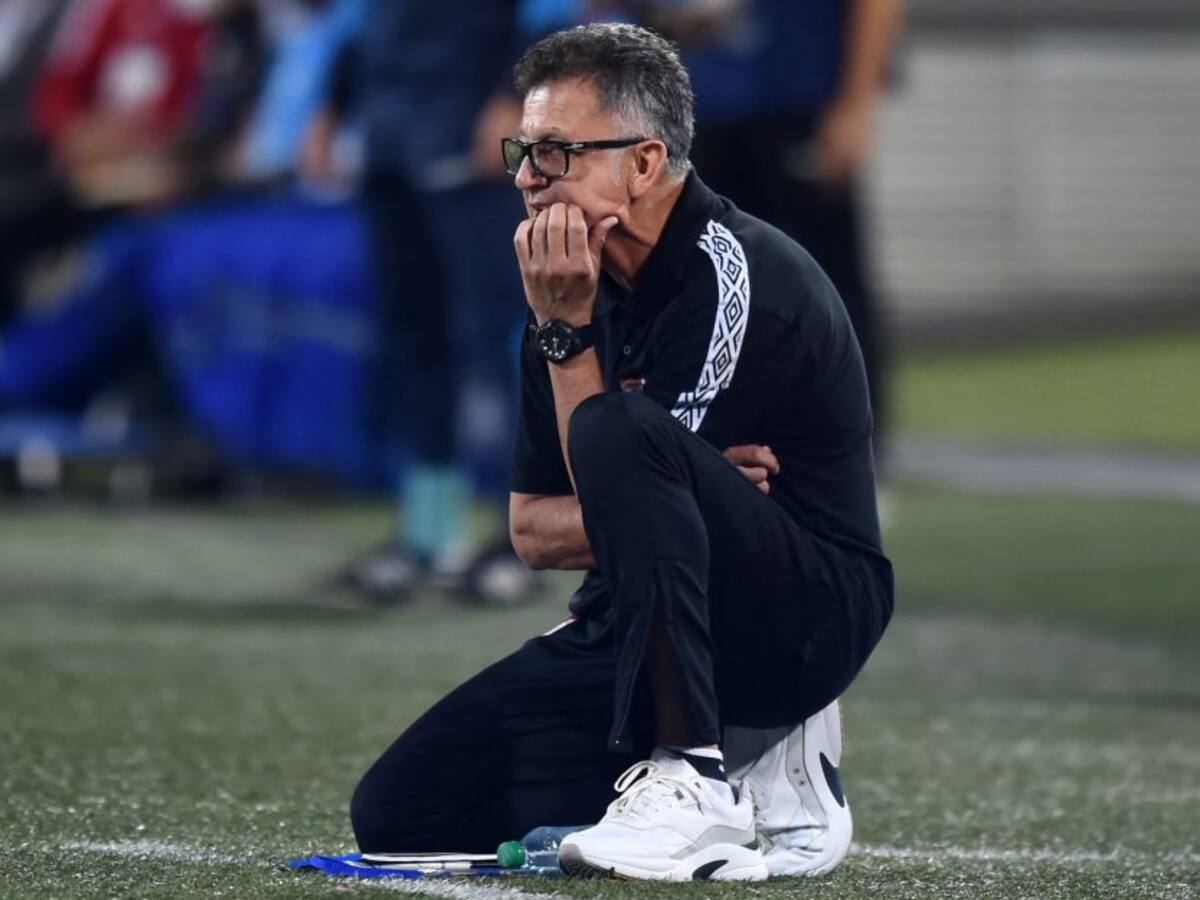 Conmebol anuncia la sanción para Juan Carlos Osorio por pisar a Mosquera