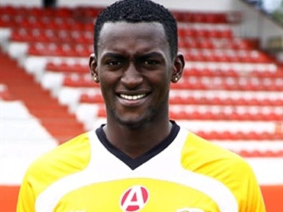 Jackson Martínez no continuará en Jaguares de México