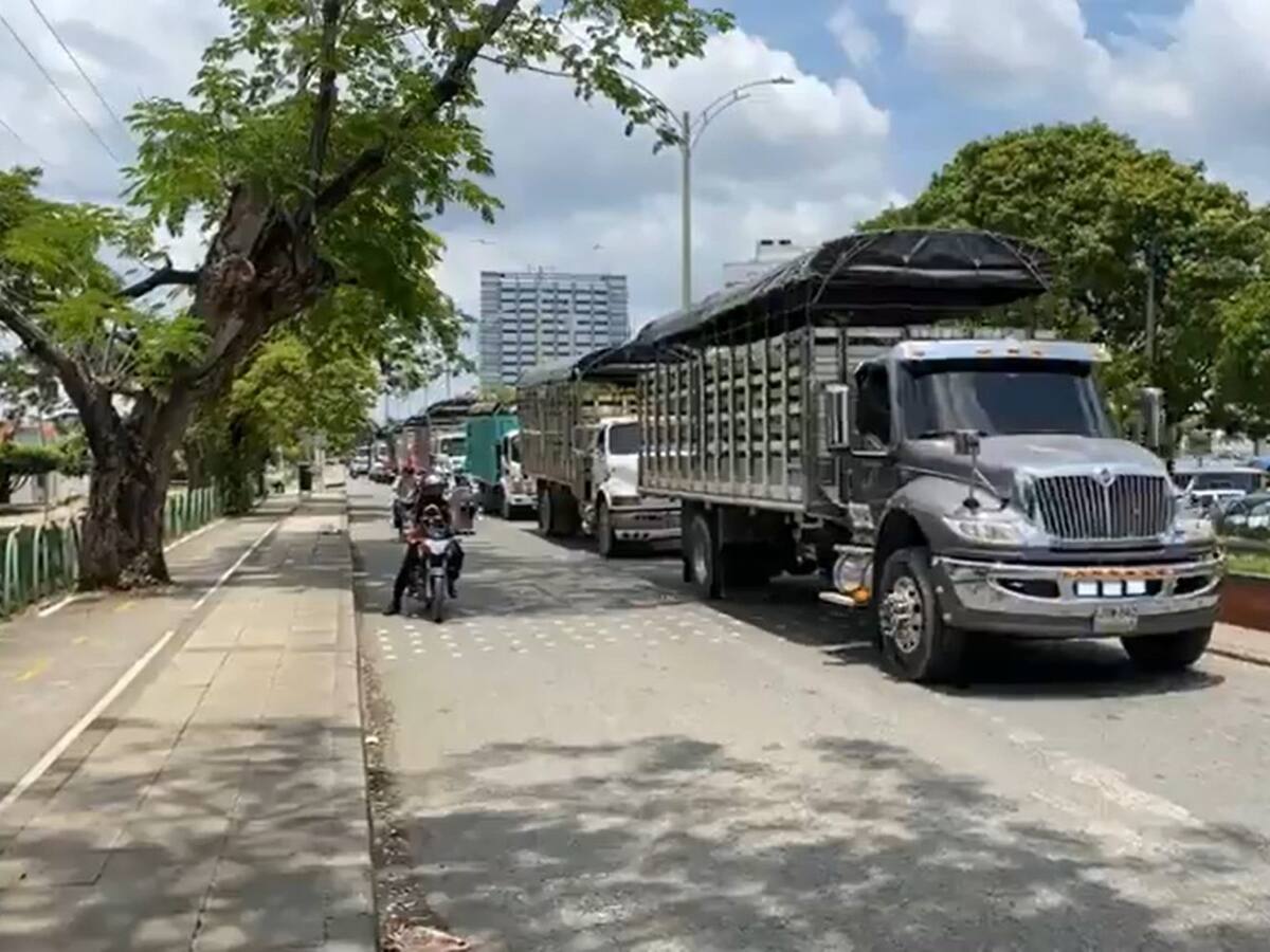 Transportadores en Montería apoyaron paro camionero con caravana por la Av. Circunvalar