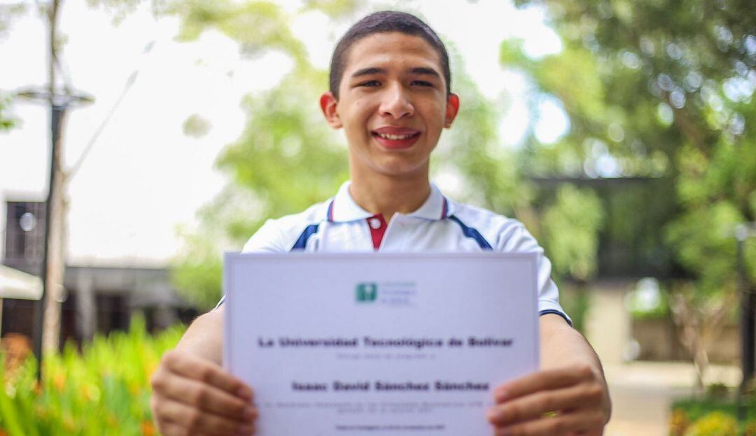 La Universidad Tecnológica de Bolívar otorgó una beca para que Isaac curse toda su carrera en la Institución.