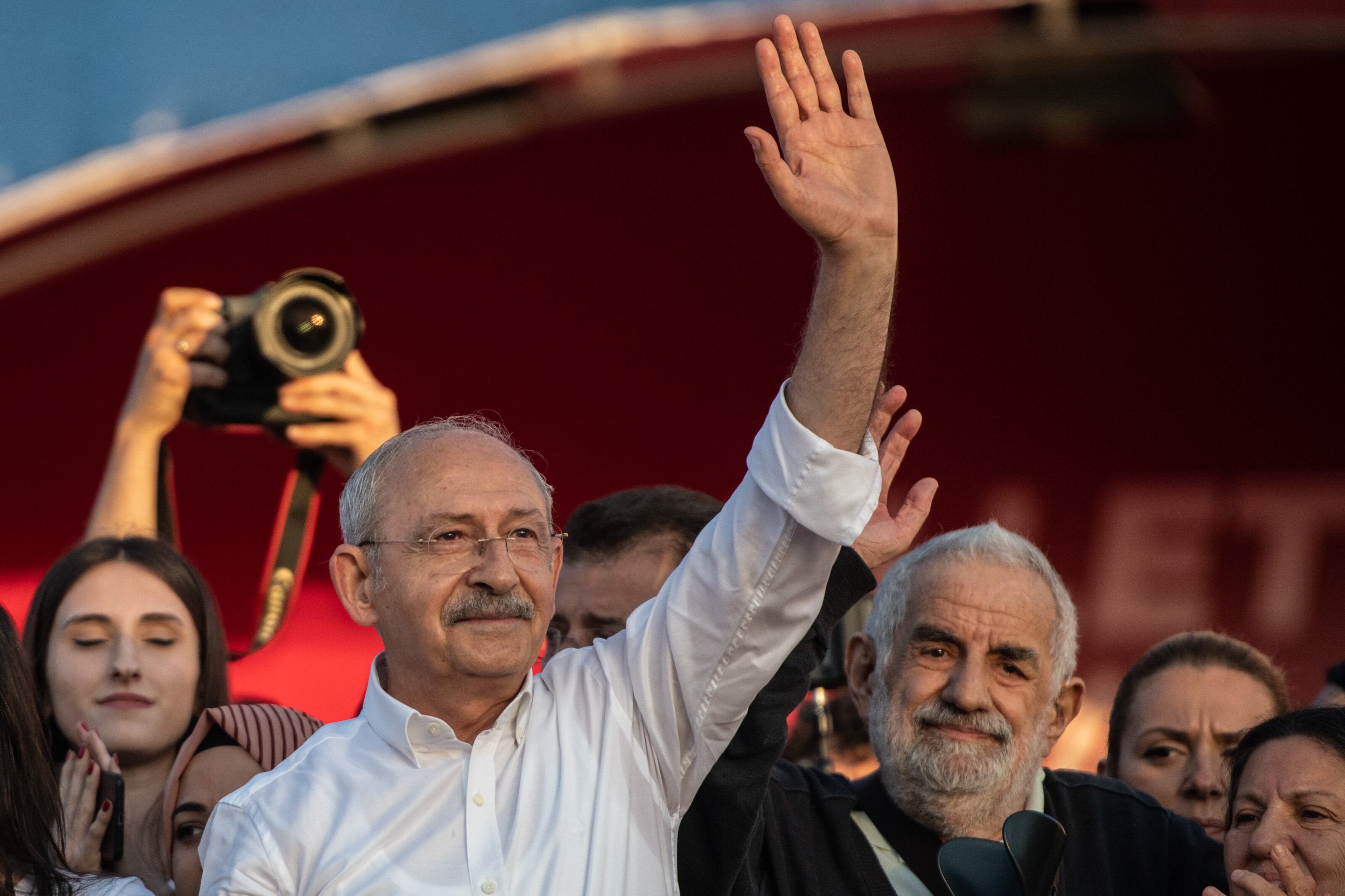 ISTANBUL, TURKEY - MAY 21: Turkey's main opposition Republican People's Party (CHP) leader Kemal Kilicdaroglu greets his supporters during a rally on May 21, 2022 in Istanbul, Turkey. Last week, Turkey's top court upheld convictions and a jail term against leading opposition politician Canan Kaftancioglu for insulting the president and the state. Kaftancioglu heads the main opposition Republican People's Party's (CHP) Istanbul branch and played a significant role in municipal elections in the city that saw the CHP take over the mayoralty, which had been held by President Tayyip Erdogan's AK Party for the last 25 years. (Photo by Burak Kara/Getty Images)