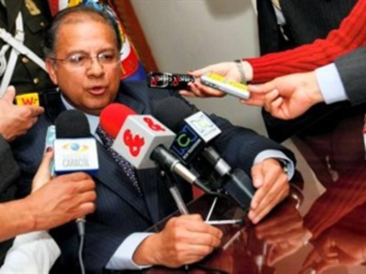 Cambio de versiones de testigos tienen en encrucijada procesos de la 'parapolítica'