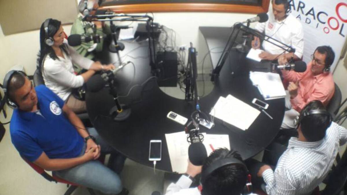 Foros: Caracol Radio por la democracia, candidatos Cámara de Representantes Quindío