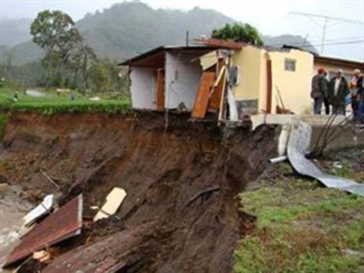 Declaran estado de emergencia por fuertes lluvias en Panamá
