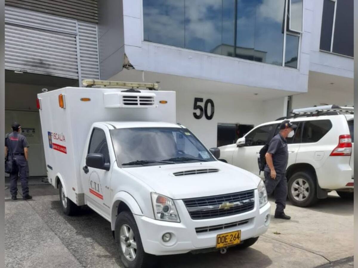 Murió reparando un ascensor de carga