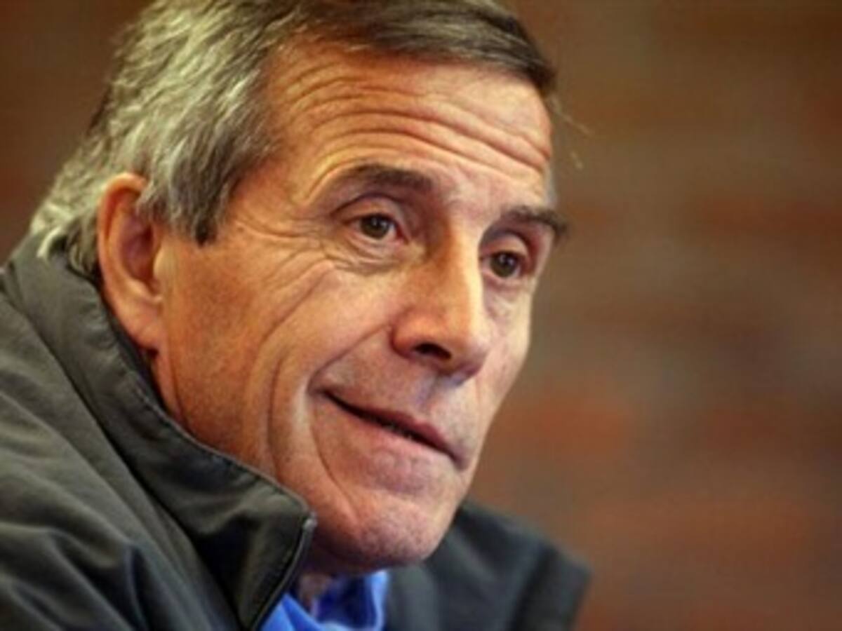 Óscar Tabárez fue operado de la columna con éxito