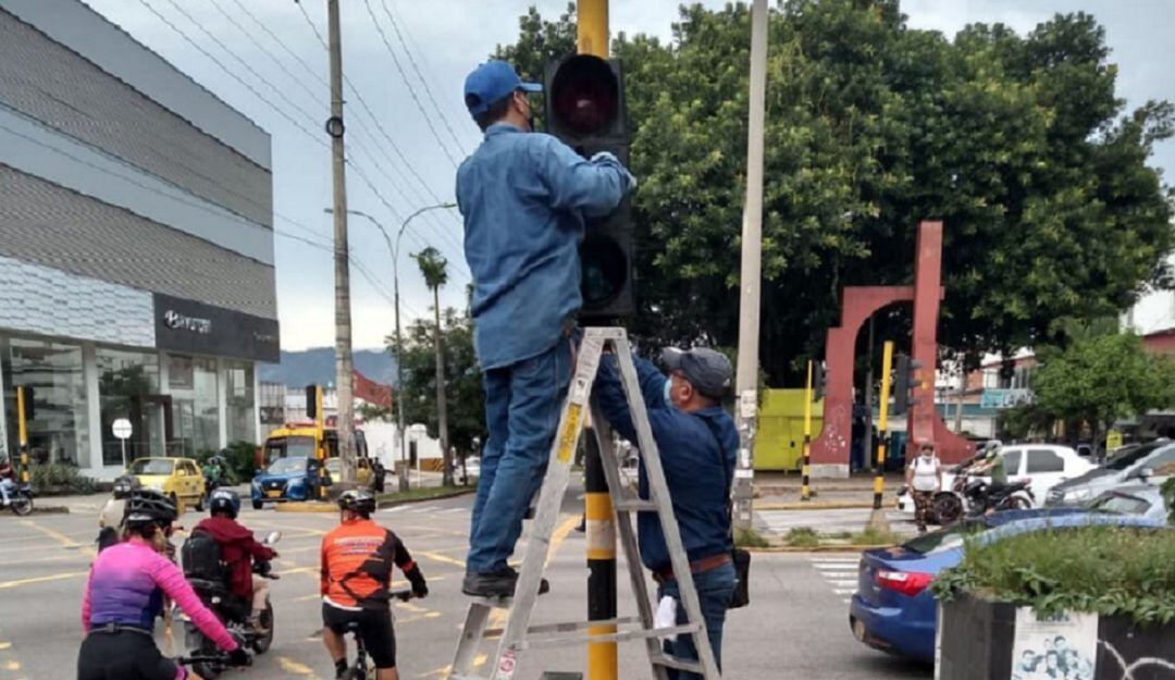 Arreglaron a los semáforos de la 27