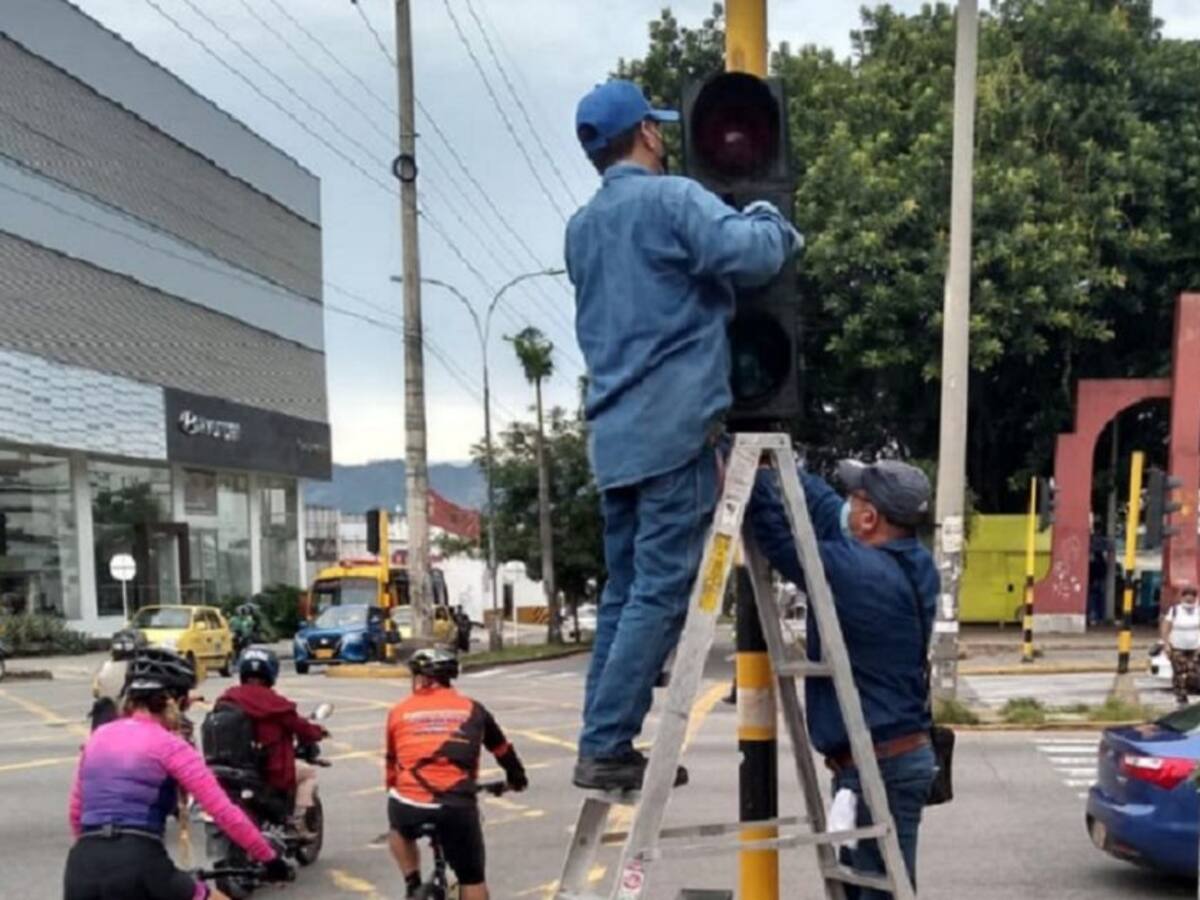 Arreglaron los semáforos de la carrera 27