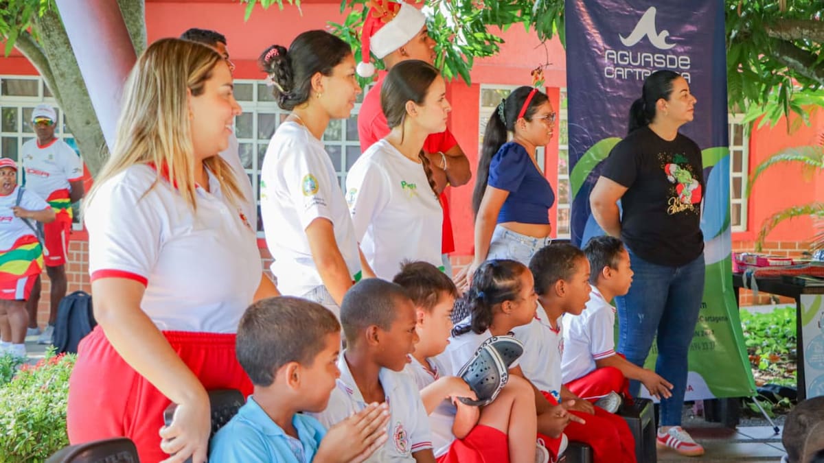 Aguas de Cartagena visitó más de 100 niños y niñas en fundación Aluna