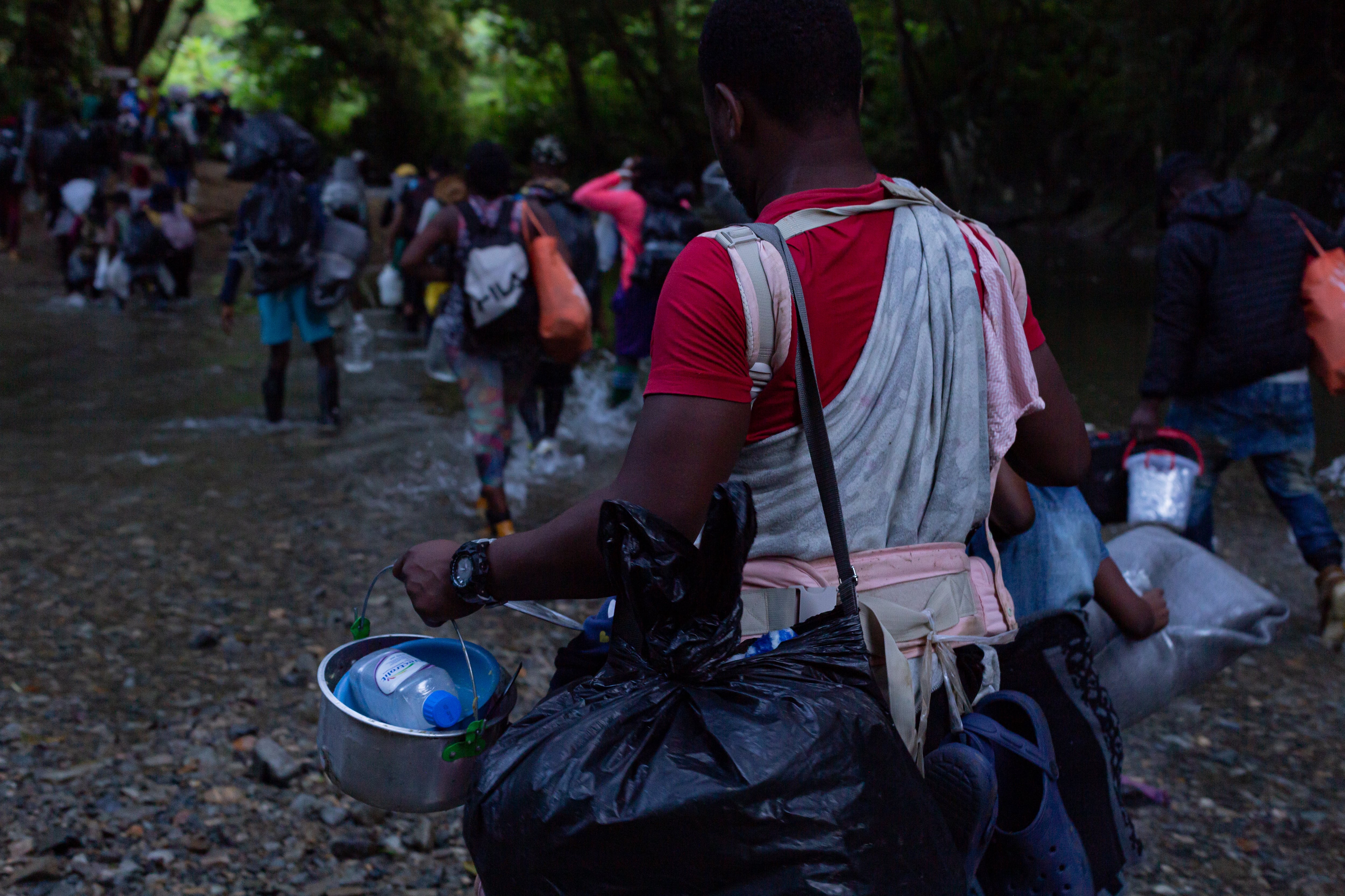 Migrantes en la selva del Darién. (Photo by Jorge Calle/Anadolu Agency via Getty Images)