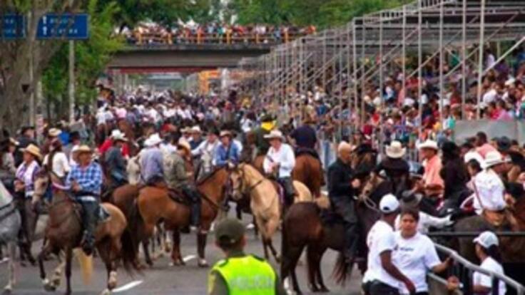 Defensores de animales piden acabar con la cabalgata en la Feria de Cali