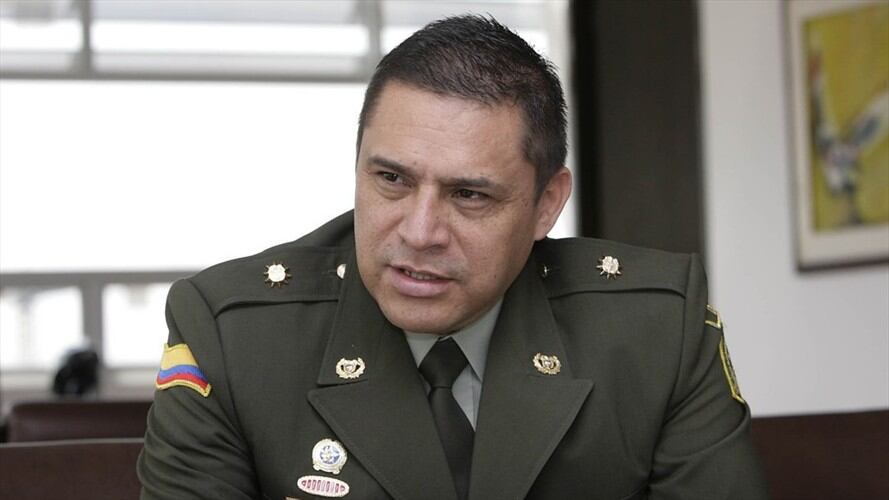 Llaman a interrogatorio a general (r) Humberto Guatibonza por caso de “chuzadas”. Foto: Colprensa