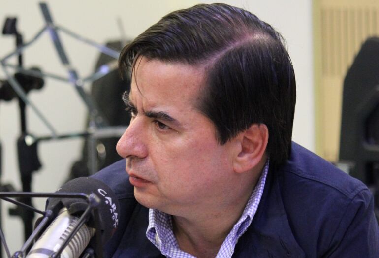 Juan Fernando Cristo, ministro del Interior.