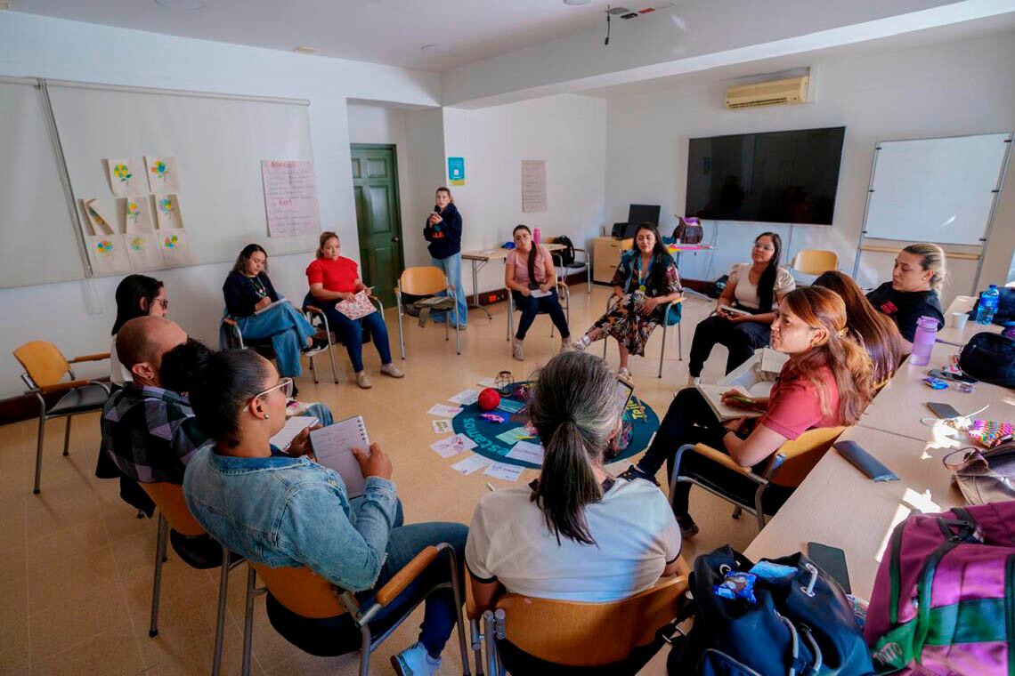 Bienestar emocional y familiar: el impacto de Tejiendo Hogares en empresas de la ciudad Foto: Alcaldía de Medellín