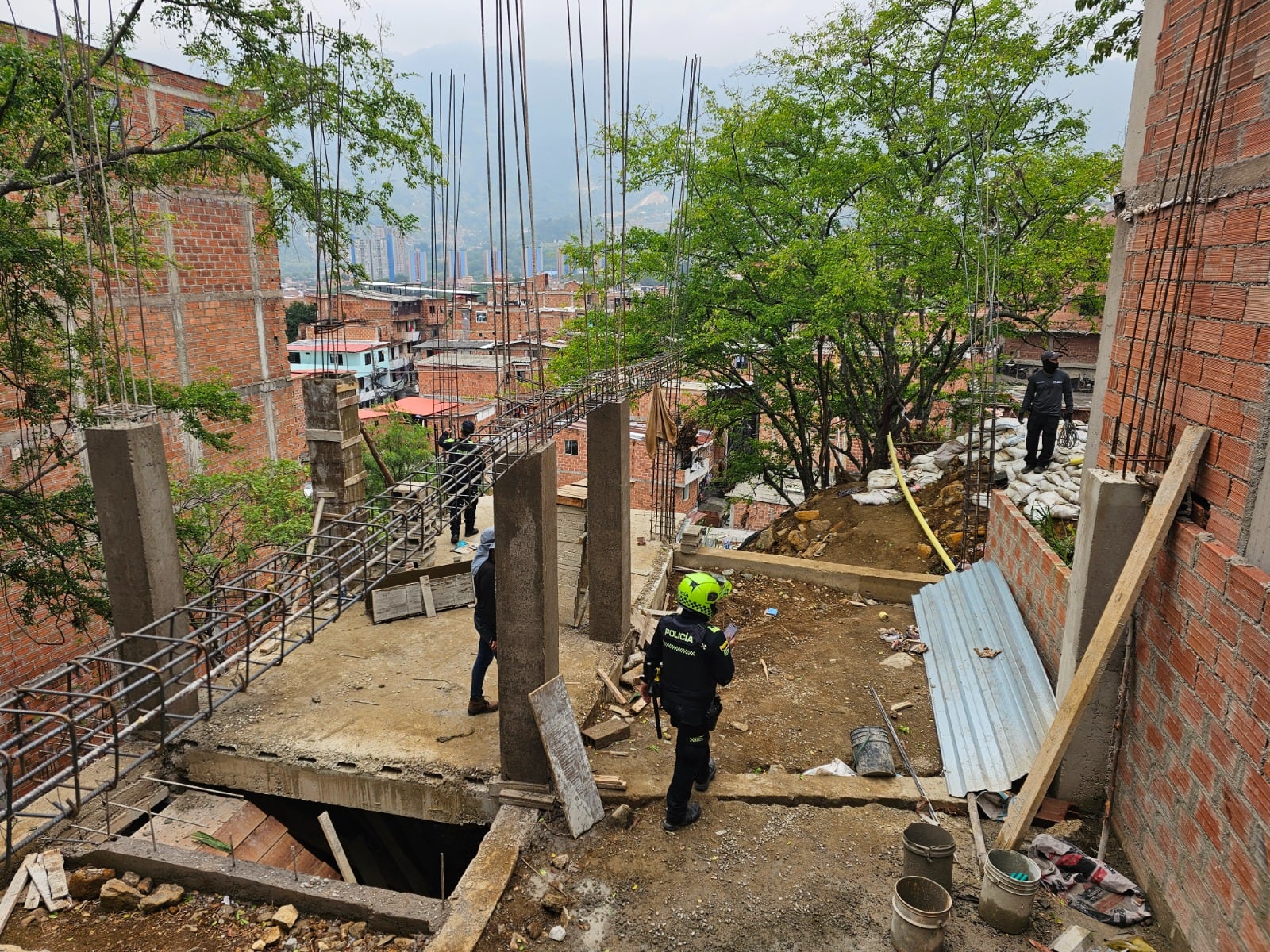 Construcciones irregulares en Bello. Foto: Alcaldía de Bello.