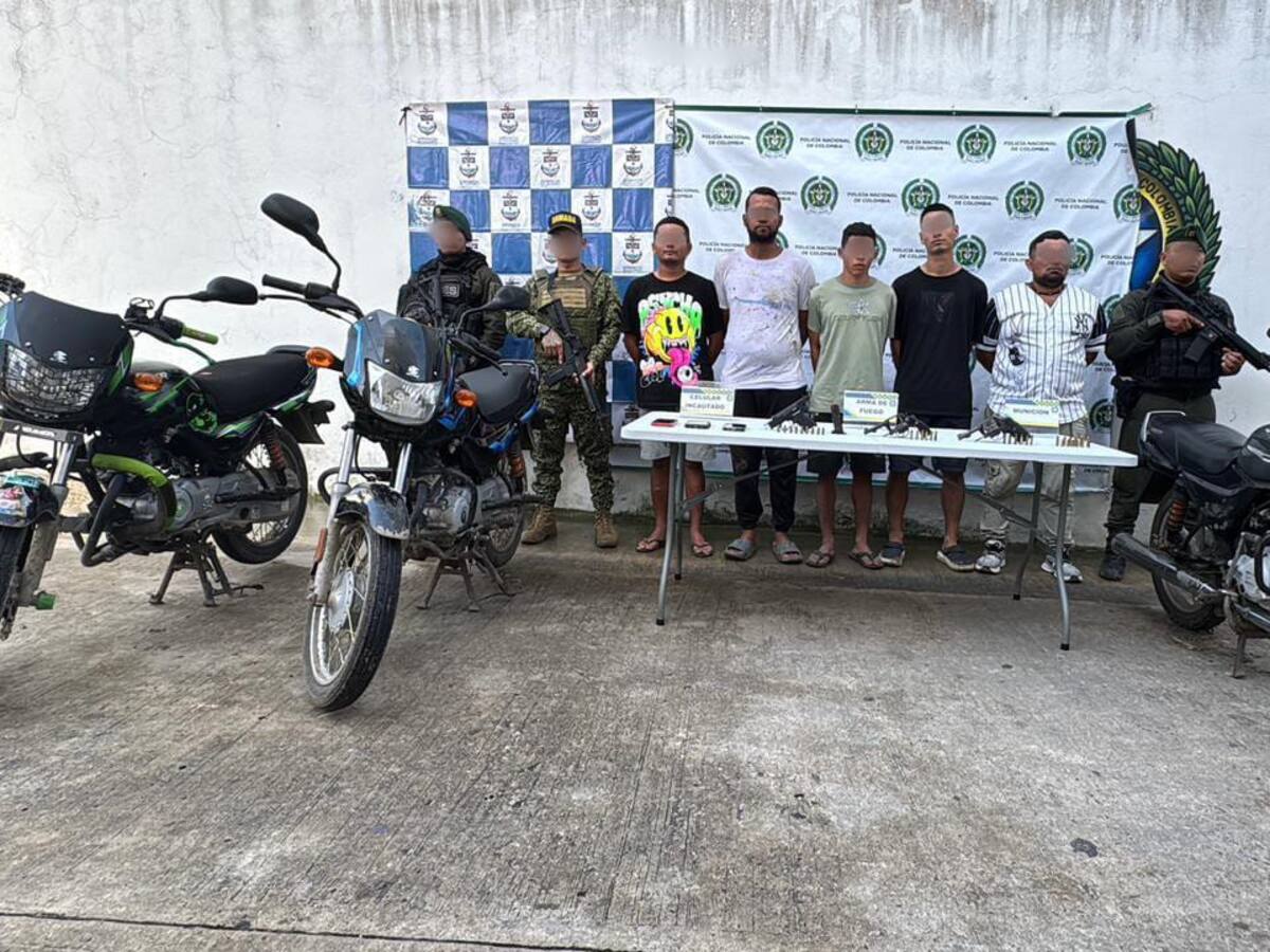 Golpe al Clan del Golfo en Sucre: cinco capturados y tres armas incautadas en operativos simultáneos