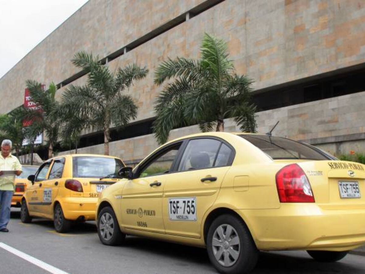 Más de 33.000 taxis en Bogotá cobrarán nuevas tarifas desde este miércoles