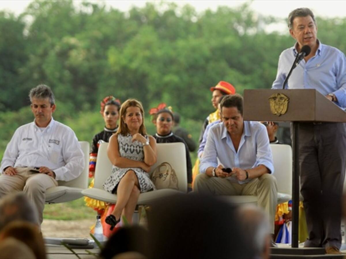 Del 43% al 29% cae aprobación de la gestión del presidente Santos