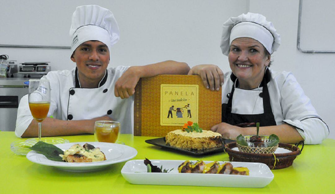 Coautoría Rosahelena Mejía Macía , la Universidad Autónoma de Manizales y la Universidad de Caldas,