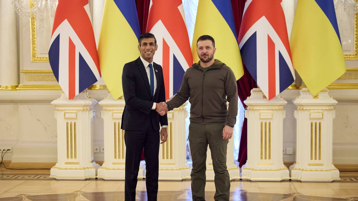 Rishi Sunak visita a Zelenski en Ucrania para expresarle su apoyo