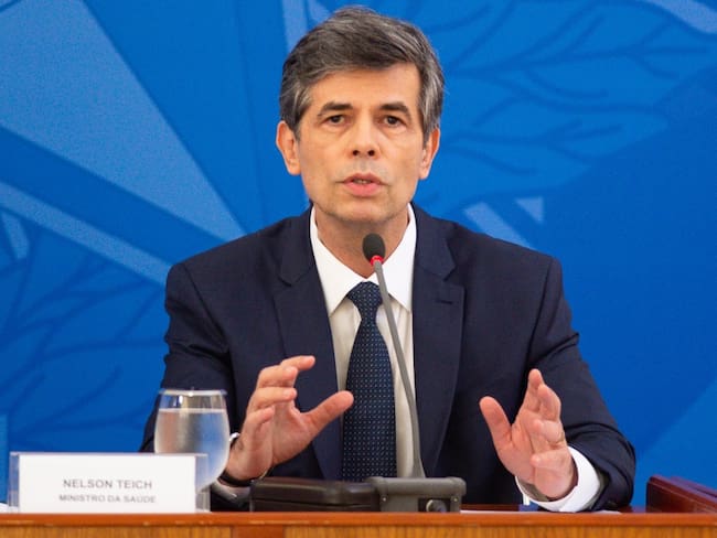 El ministro de Salud de Brasil renuncia con pandemia en plena aceleración