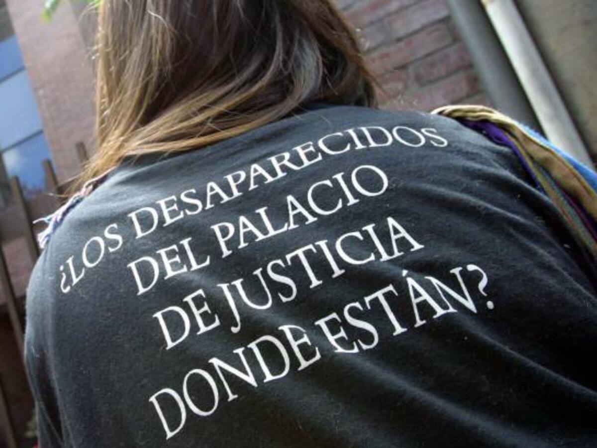 Víctimas del Palacio de Justicia celebran nueva investigación contra Plazas Vega