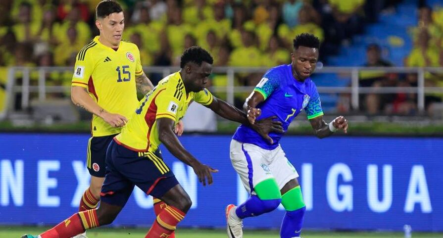 Vinícius Jr durante el partido contra Colombia en el Metropolitano de Barranquilla / EFE