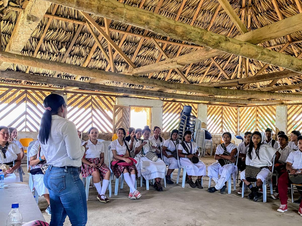 El Magdalena avanza en la construcción del PAE Indígena 2025 con Arhuacos y Chimilas