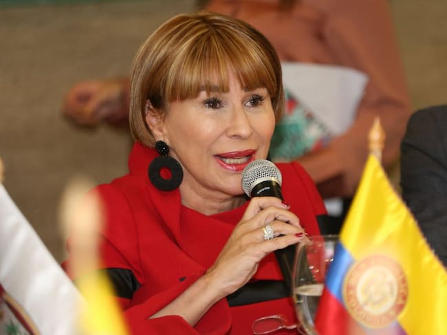 Gobierno no le aceptó la renuncia a Alicia Arango en el Mininterior
