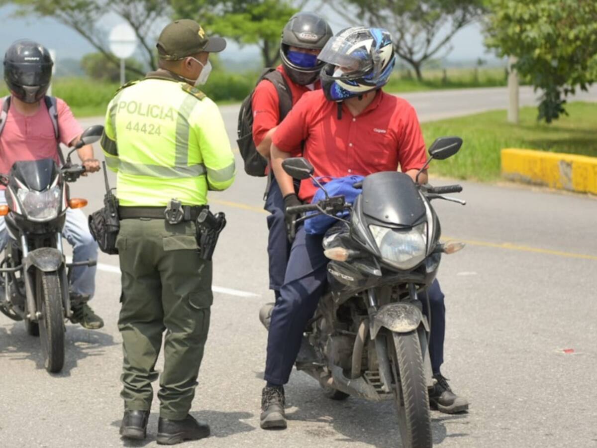 Con excepciones, vehículos podrán circular en Ibagué con acompañante