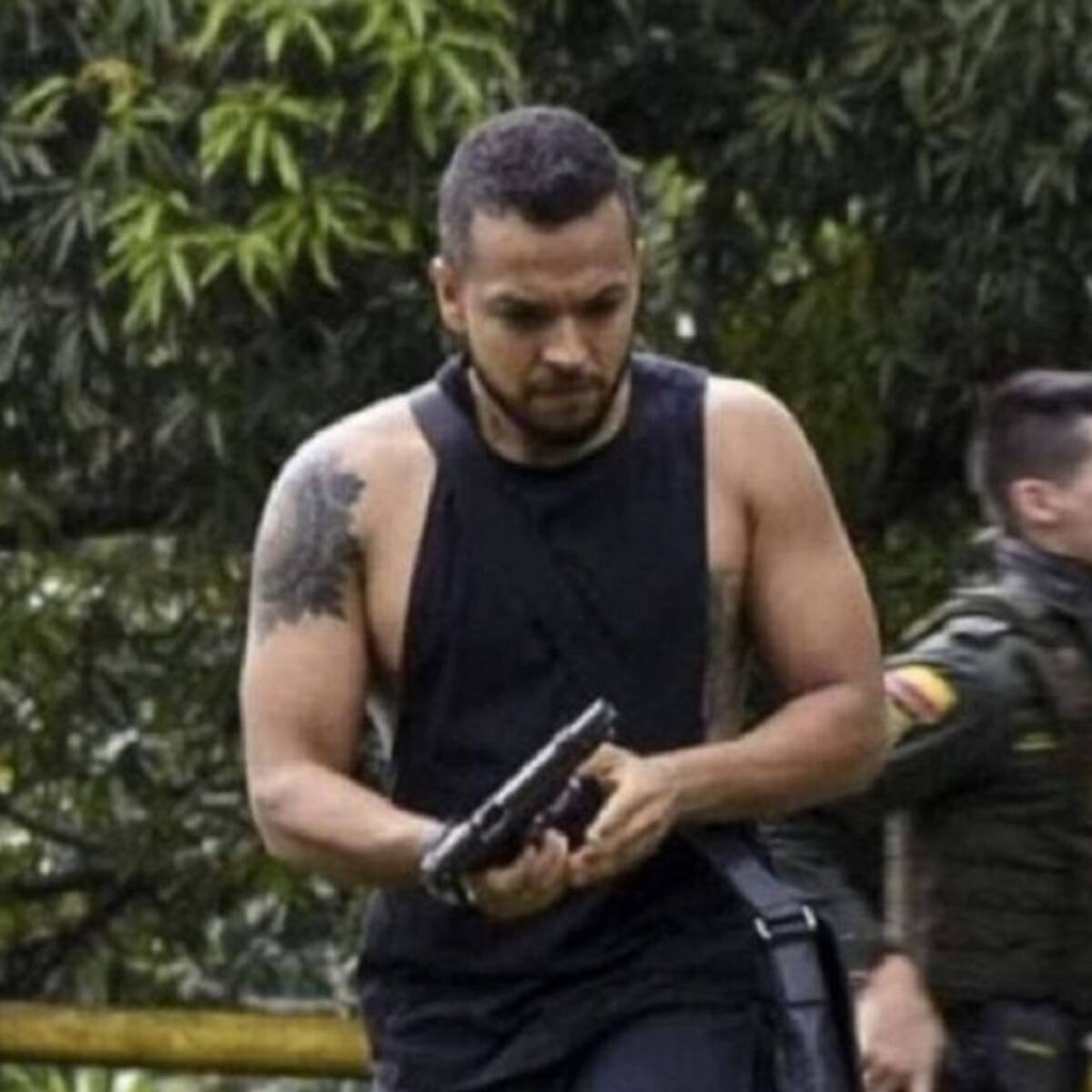 Imputación de cargos a Andrés Escobar, 4 civiles y 12 policías