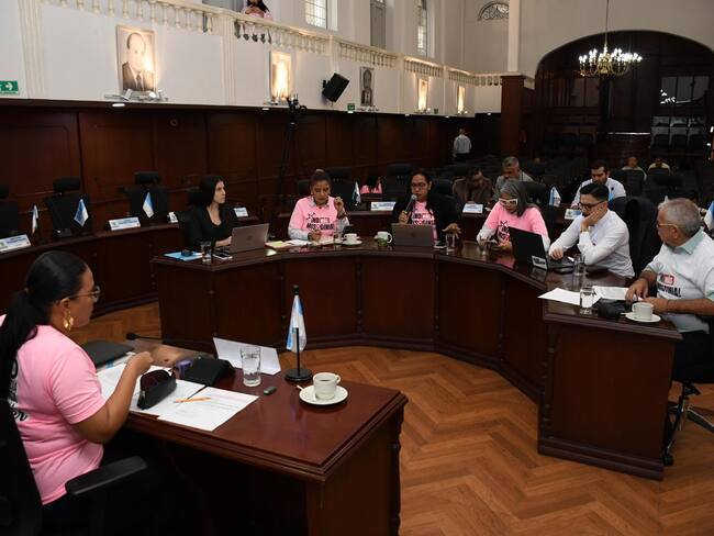 Apalancamiento del Tren de Cercanías, un proyecto estratégico de integración regional.
