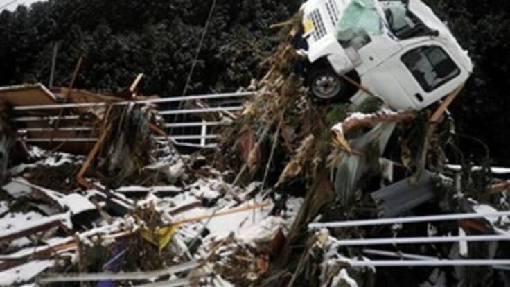 Más de 23 mil personas siguen aisladas en la zona del sismo en Japón