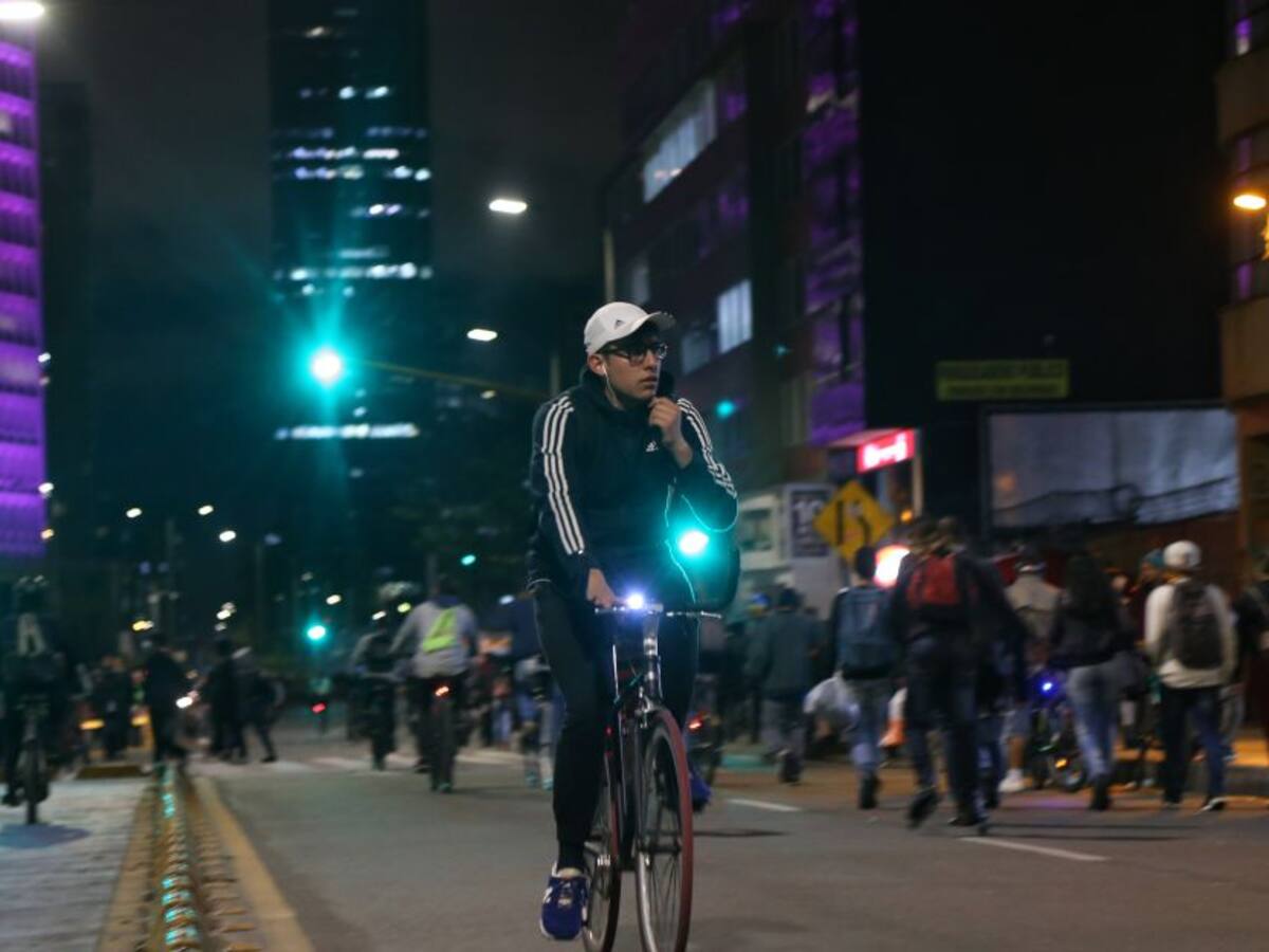 Alístese para la ciclovía nocturna en Bogotá