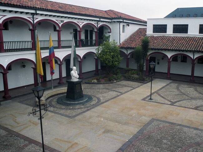 Concejo de Bogota aprobó en primer debate la venta del 20% de las acciones de la EEB