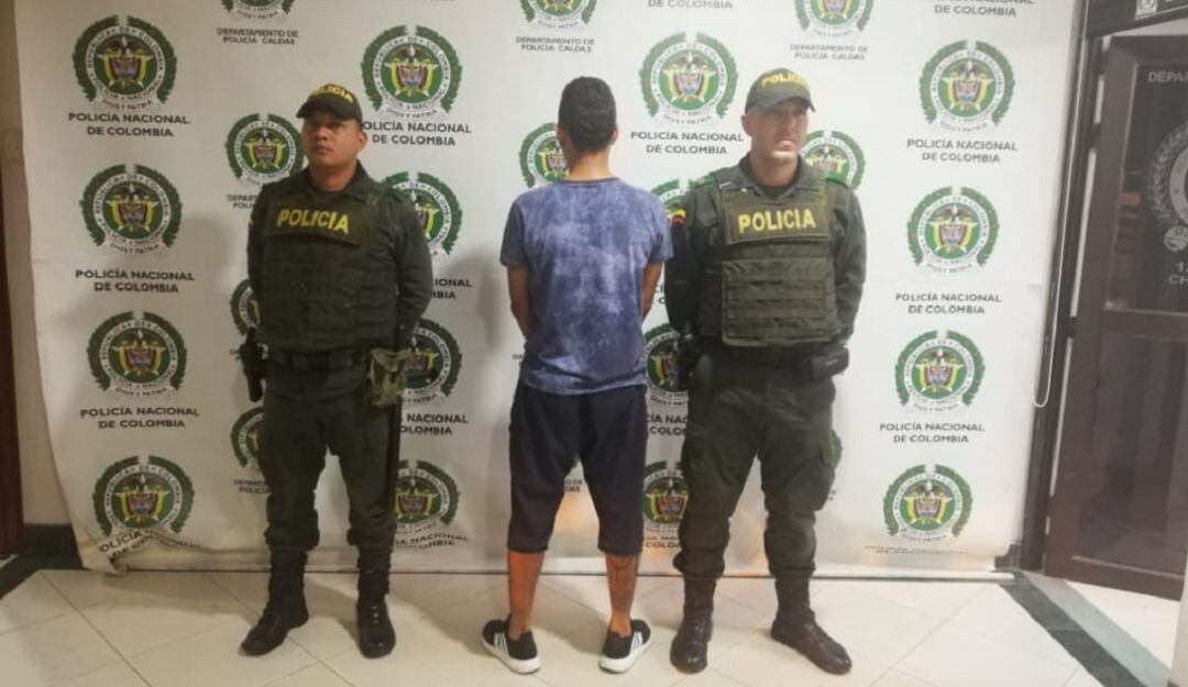 Capturado por sobornar a un policía.