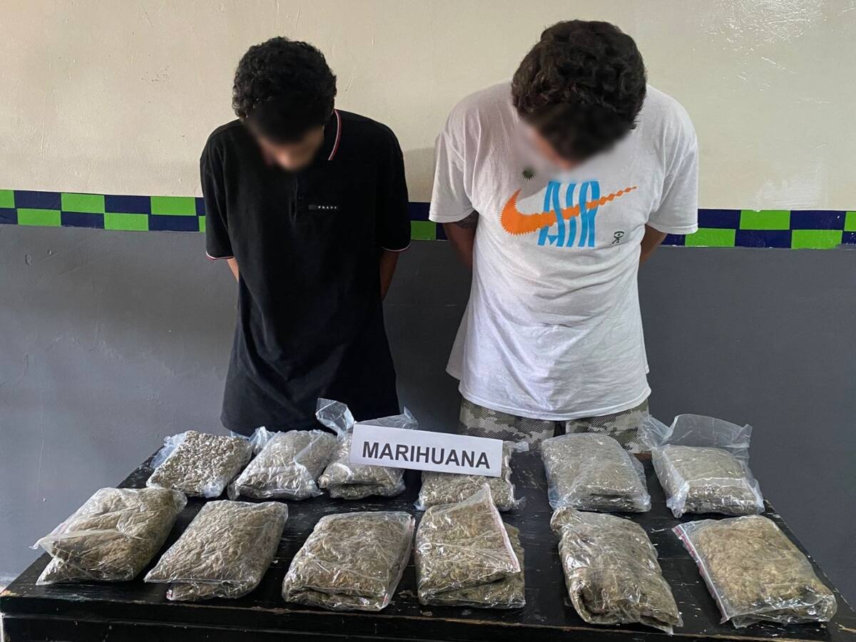‘El Jhonatan’ y ‘El Edwin’ capturados con droga en La Boquilla