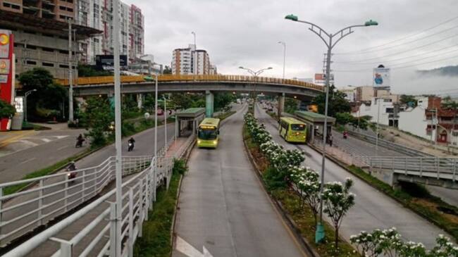 Sigue suspendida operación de Metrolínea por falta de póliza