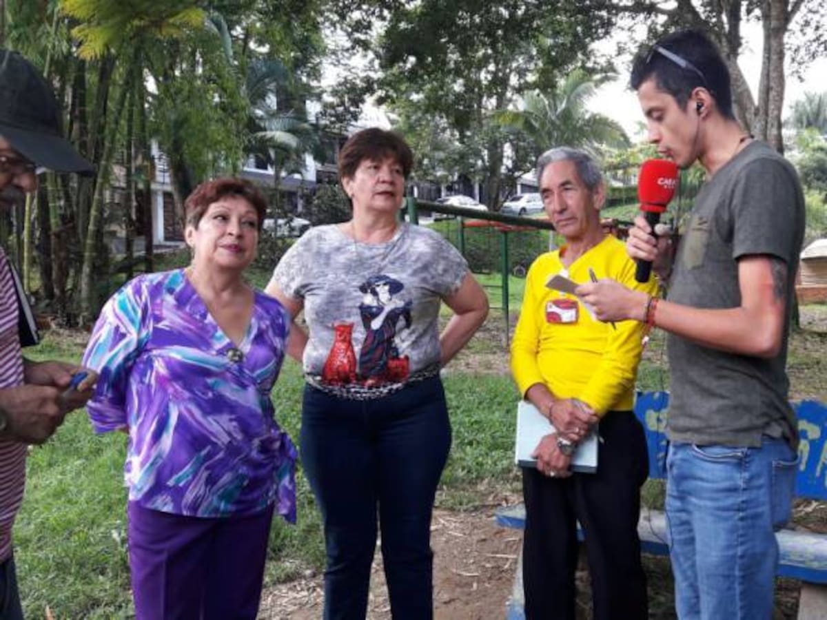 Habitantes del barrio Mercedes del Norte en Armenia denuncian que hay varios árboles que amenazan riesgo