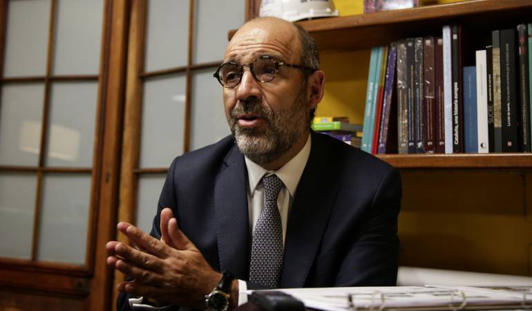 Camilo Sánchez, Ministro de Vivienda