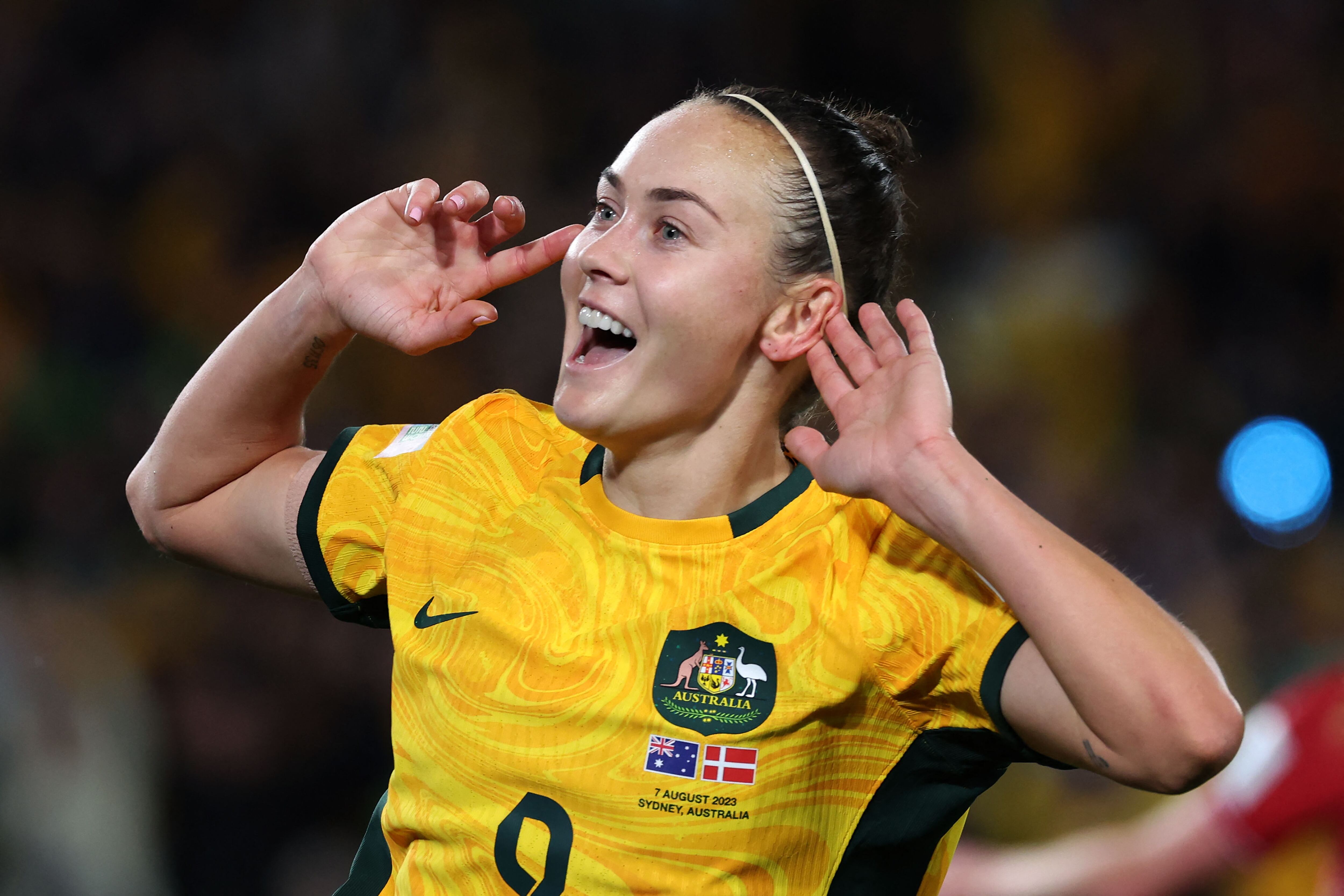 Caitlin Foord festeja su gol ante Dinamarca. (Photo by STEVE CHRISTO/AFP via Getty Images)