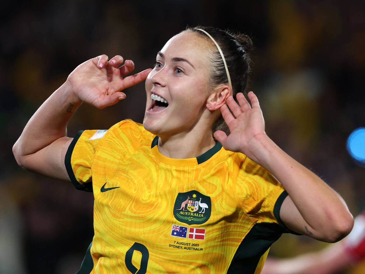 Australia eliminó a Dinamarca y sigue sólido en su Copa del Mundo