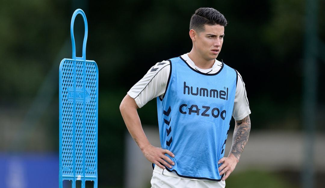 James Rodríguez cumple con la pretemporada bajo las órdenes de Rafael Benítez.