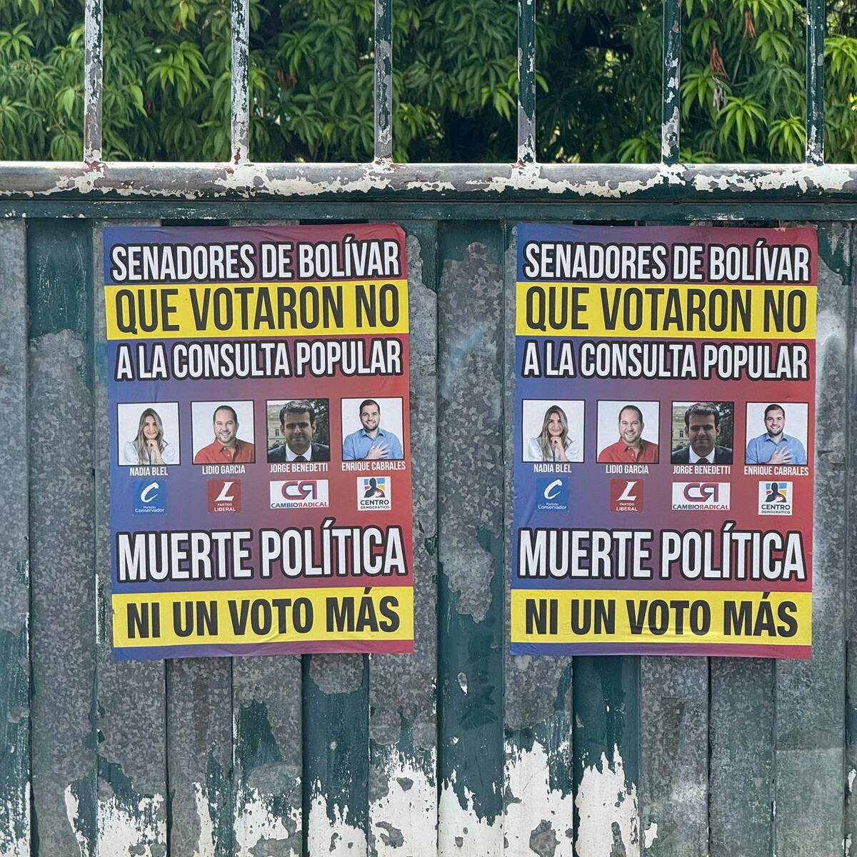 “Muerte política”: los carteles que aparecieron en Cartagena contra congresistas bolivarenses