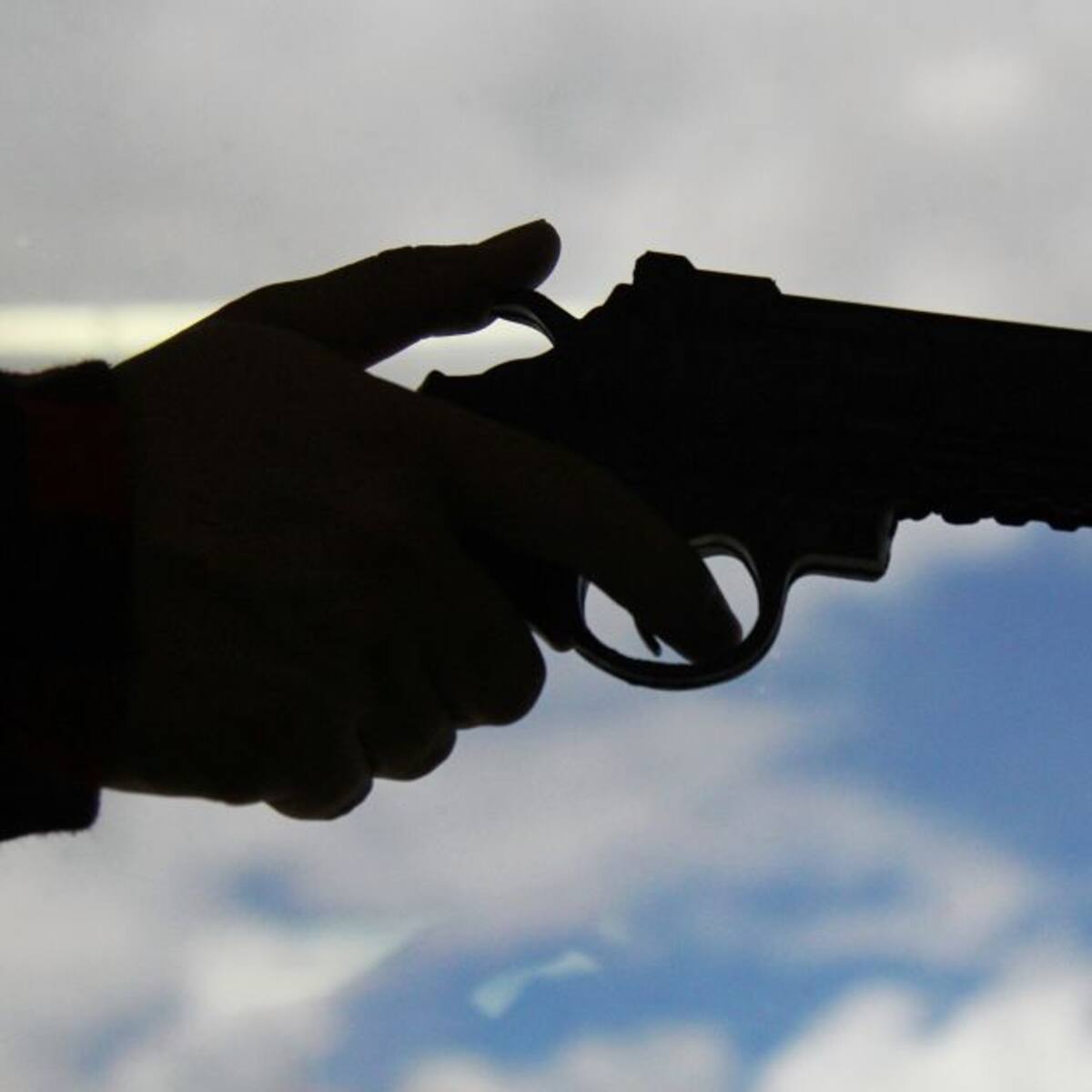 Miembro del esquema de seguridad del gobernador de Santander fue atacado con arma traumática