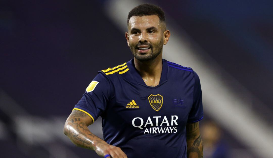 Edwin Cardona en duda para el partido de Boca Juniors ante River Plate.
