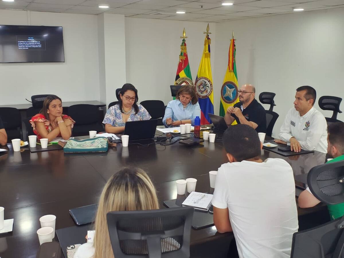 Reunión con Mintransporte para definir futuro del sistema de transporte masivo